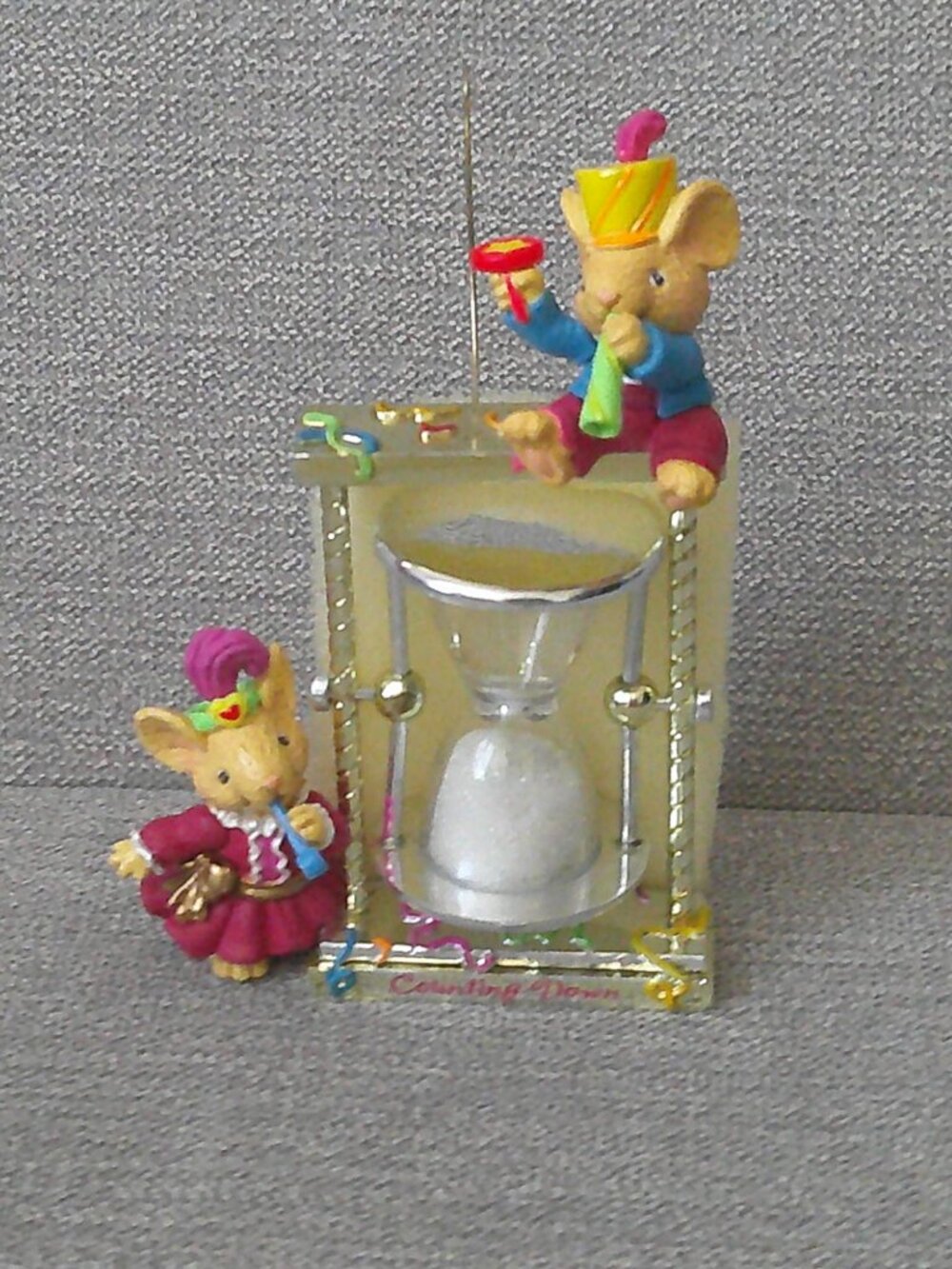 Carlton Cards "Celebrate 2000" Special Edition Christmas Ornament Just in Time